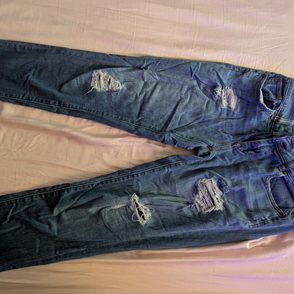 Soho Cropped Boyfriend Jeans in Blue